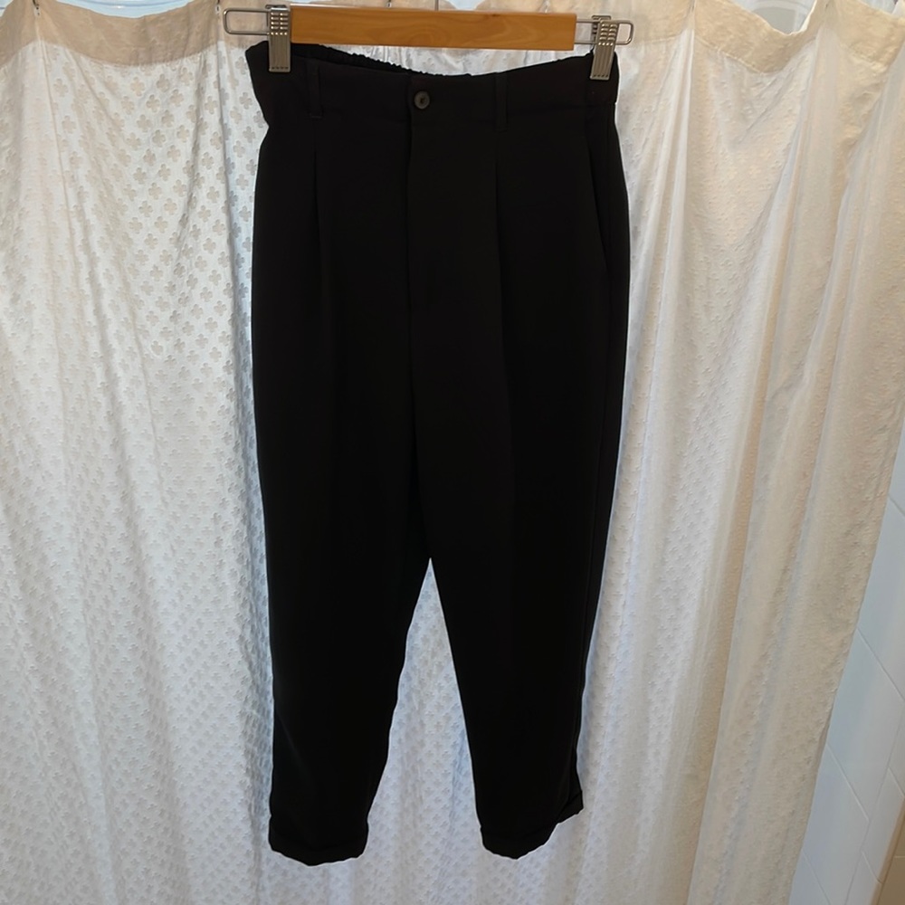 Zara Black Straight Leg Cropped Dress Pants